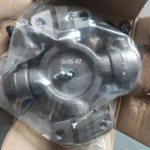 Factory Price Auto Spare Parts Automatic Transmission Universal Joint Guis-67 Cross Bearing